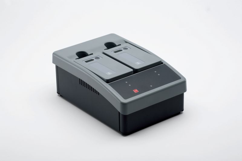 LIFEPAK® 15 Mobile Battery Charger