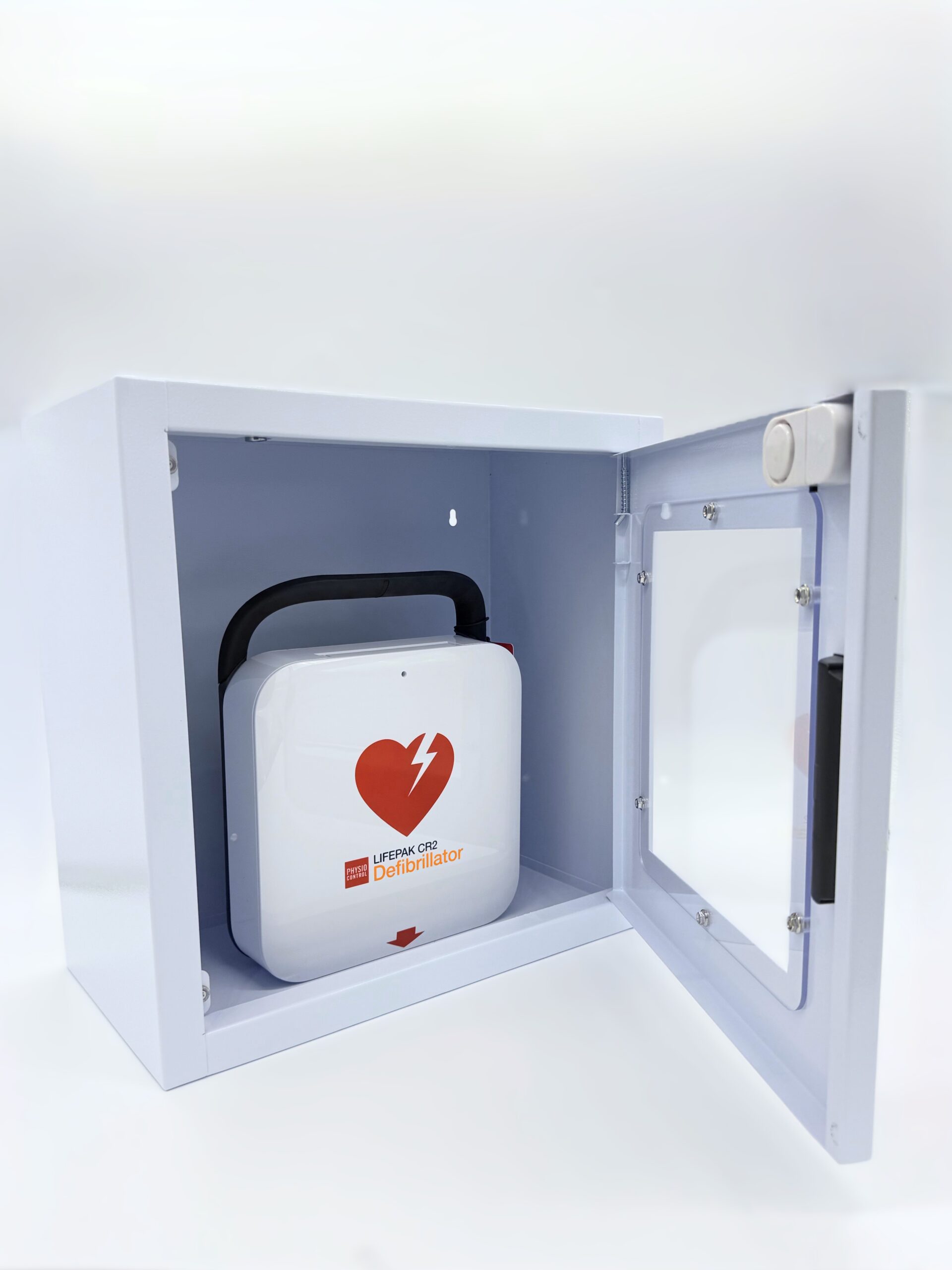 LIFEPAK® CR2 Wifi Full-Auto AED with Handle in Alarmed Cabinet (English/Spanish)